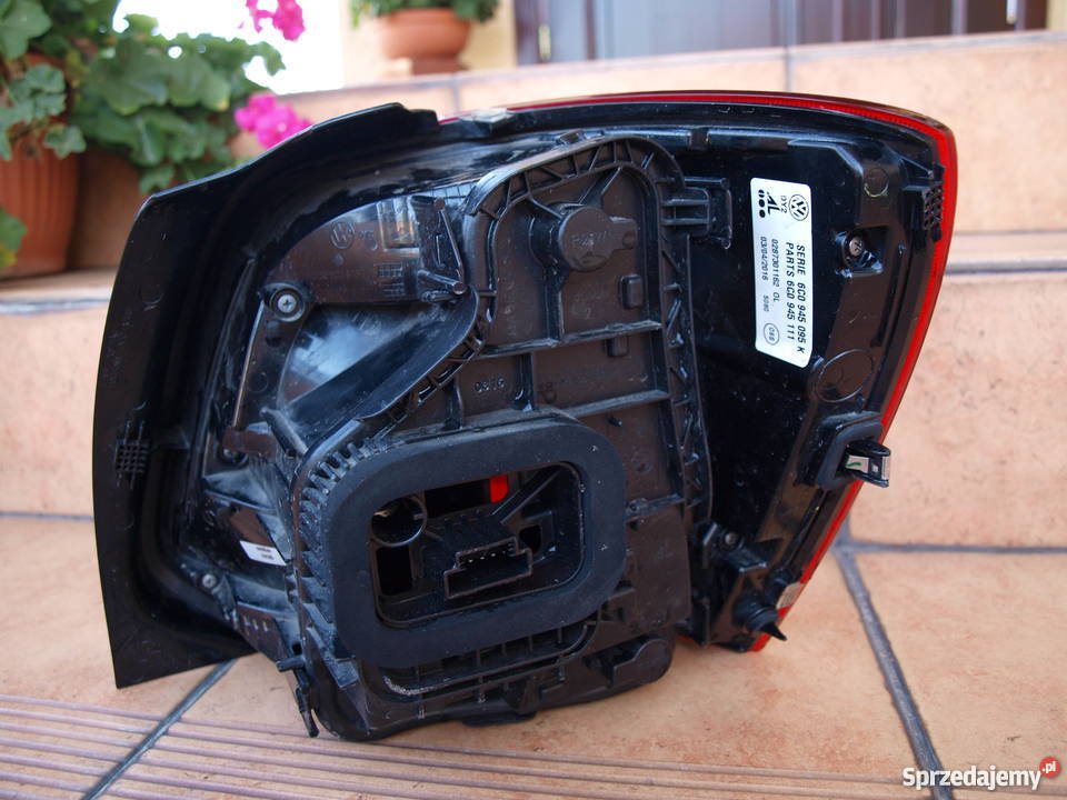 VW Polo lampa tylna lewa 2014 2017r europa Kalisz