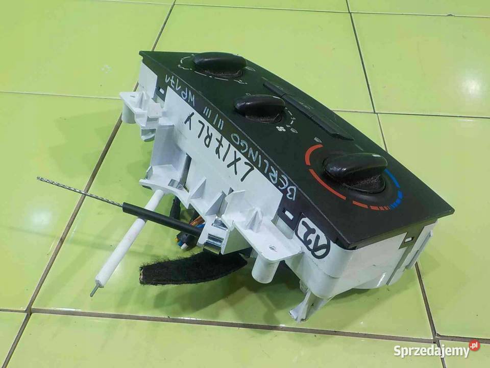 BERLINGO II III 16 BHDI LIFT II 17r panel osobowe Panele sterowania, przełączniki Suków