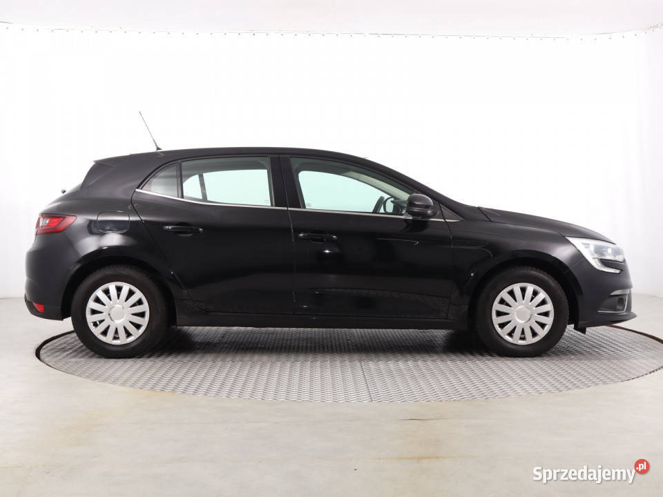 Renault Megane 13 TCe manualna