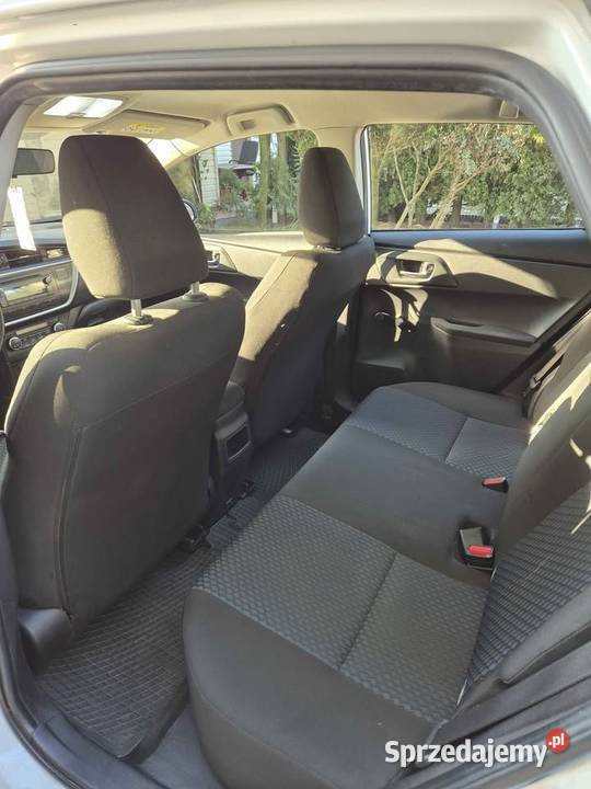 Toyota Auris 14 D4D Active mazowieckie
