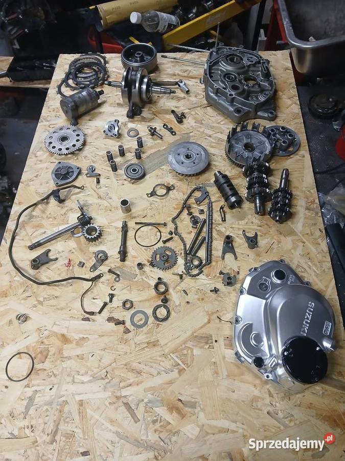 Części silnika Suzuki GN 125 GS 125 GZ 125 DR lubelskie