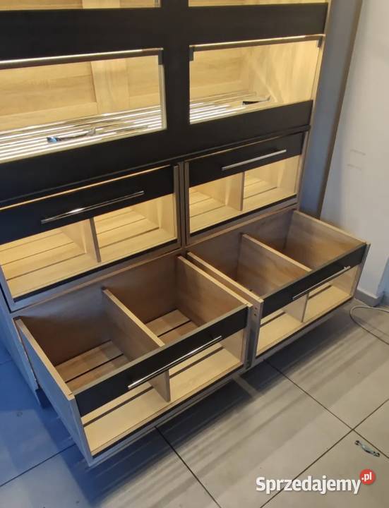 Regal na pieczywo do samoobsługi Wrocław