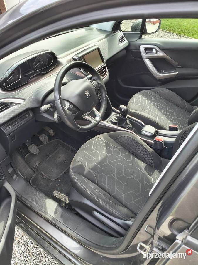 Sprzedam Peugeot 2008 16 hdi 2014 nieuszkodzony Trzęsów