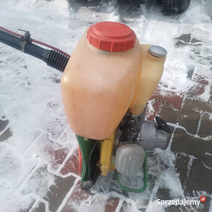Opryskiwacz plecakowy spalinowy niemiecki Jasło