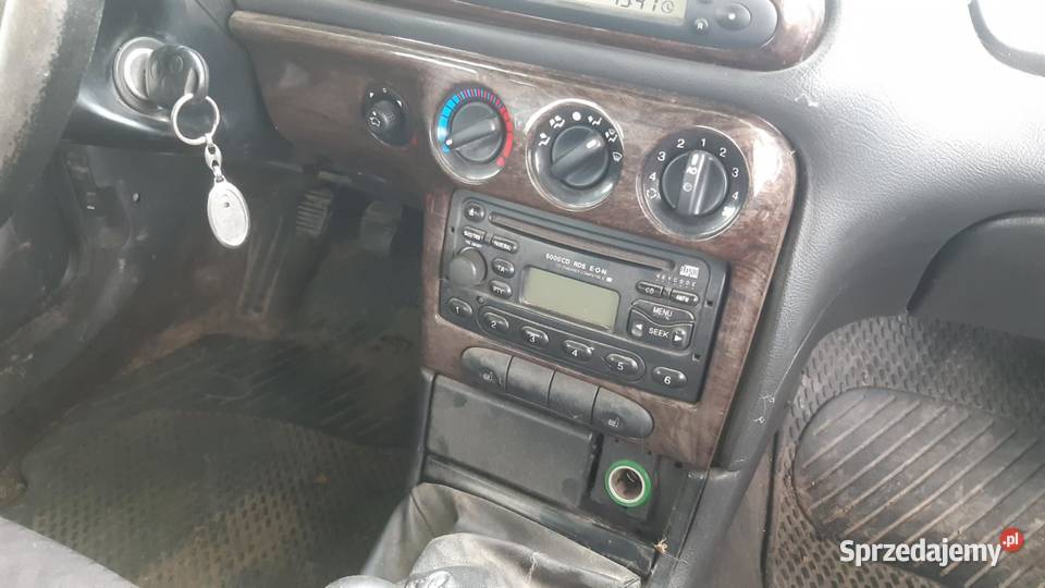 Ford Mondeo mk2 20 PB lubelskie Nałęczów