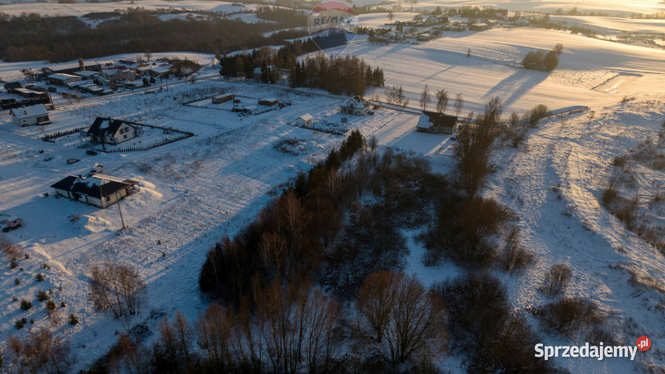 Działka budowlana Nowiec 1770 m WZ media pomorskie sprzedam