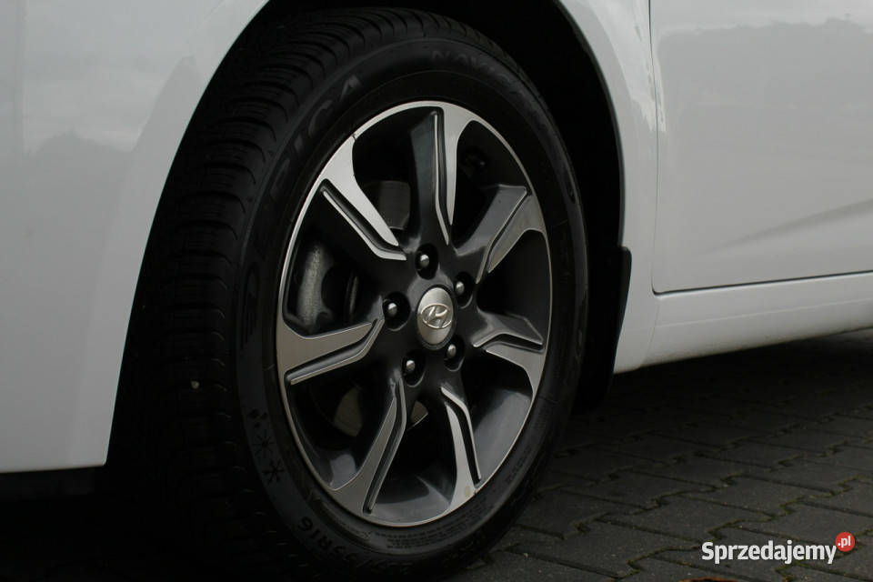 Hyundai ix20 16MPI 125 Comfort MAŁY PRZEBIEG 48300km ix20 łódzkie Piotrków Trybunalski
