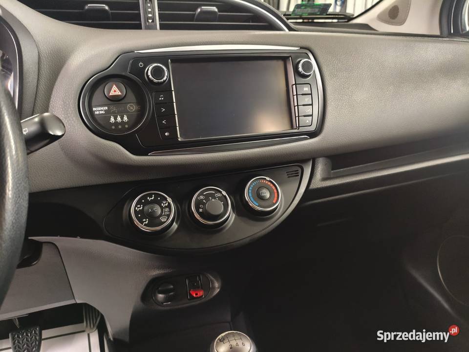 Toyota Yaris 2017 1 właściciel salon 86000km Piła sprzedam
