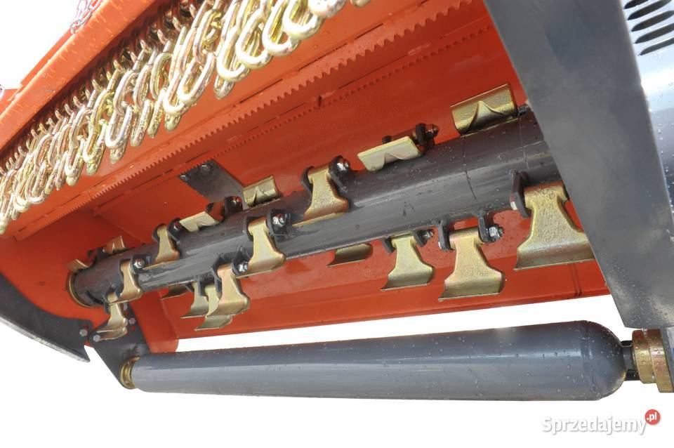 Kosiarka bijakowa EFG 105 młotki Geograss