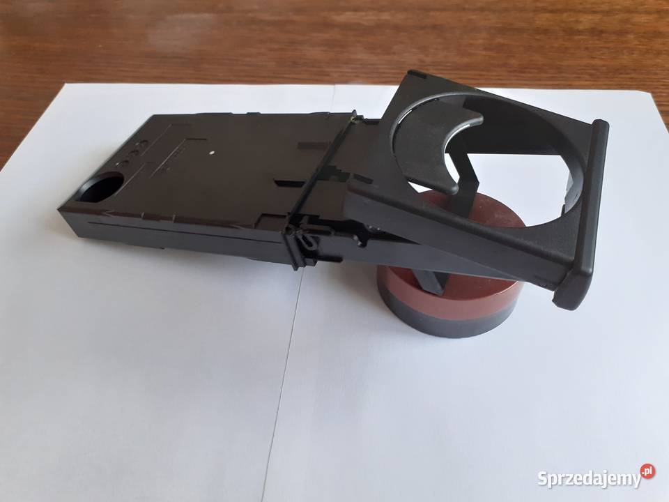 Uchwyt kubka cup holder Audi A4 B5 24 V6 Quattro Rok produkcji 1999 Stara Wieś