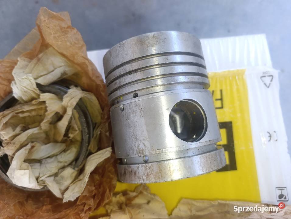 Cylinder tłok zestaw naprawczy T25 oryginał sprzedam