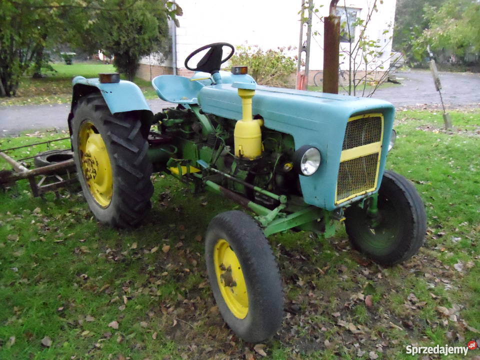 Ursus c325 ciągniki i przyczepy Bzowiec sprzedam
