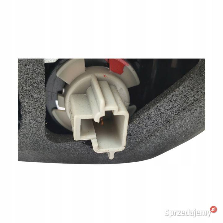 LAMPA LEWA Subaru Outback IV 20092014 tylna osobowe