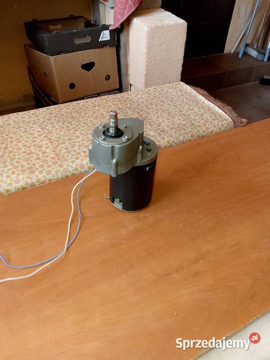 SILNIK WIRNIK WYCISKARKA Leżajsk