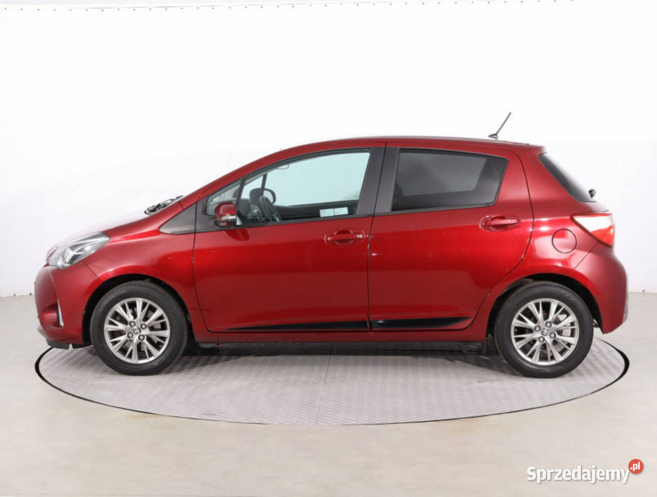 Toyota Yaris 15 Dual VVTi 82KM