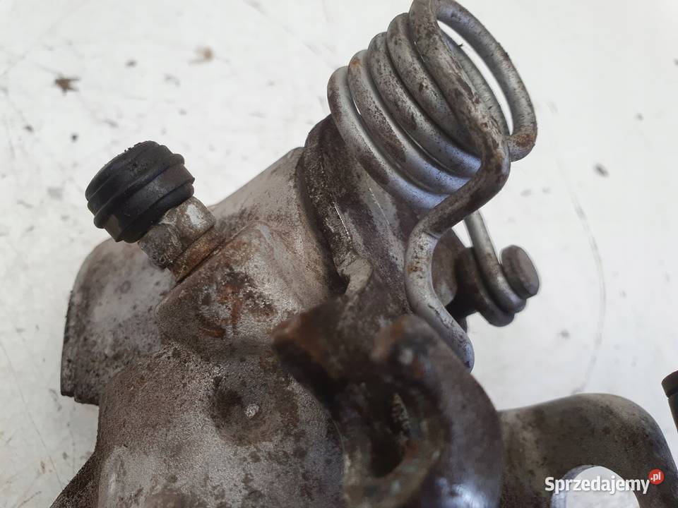 Volvo V40 II TYLNY ZACISK HAMULCOWY prawy tył lubelskie Chełm