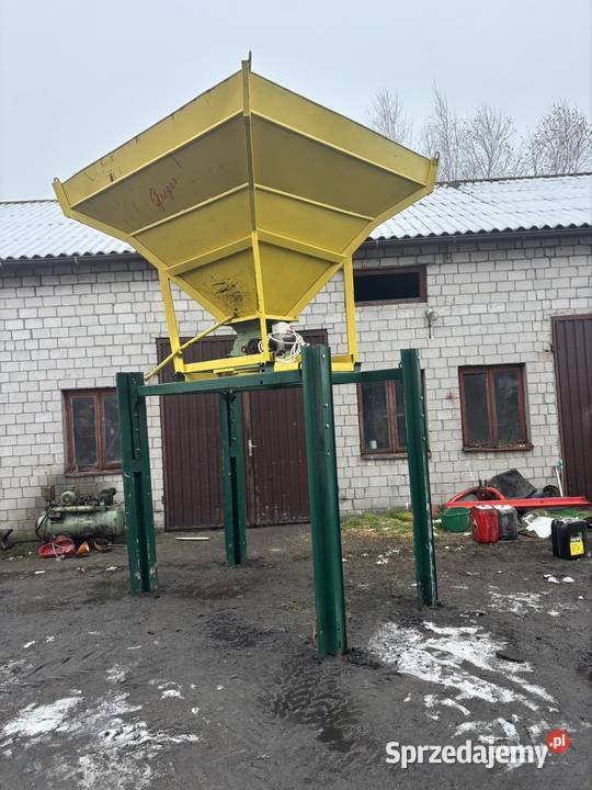 Śrutownik Gniotownik duży kosz zasypowy Sipma nieuszkodzony Będków-Kolonia