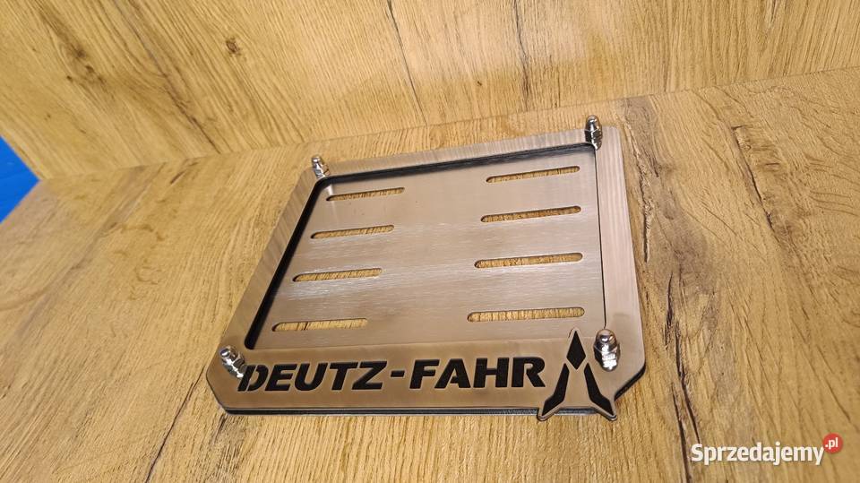 Ramka tablicy rejestracyjnej DeutzFahr Babimost