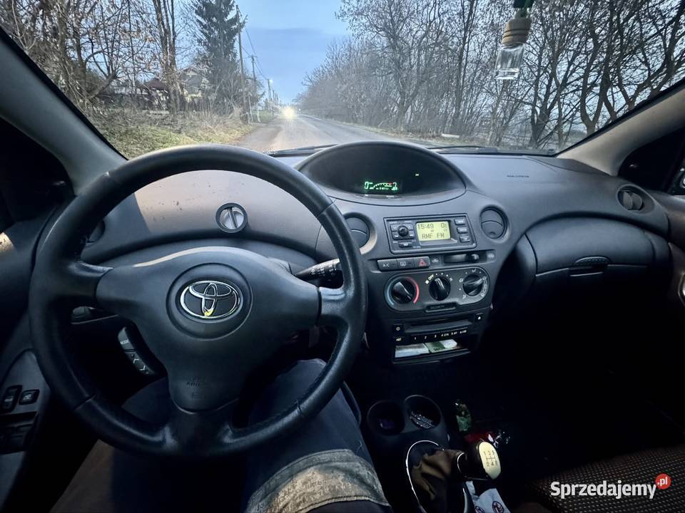 Toyota Yaris 10 LPG mega tania jazda Bolesław sprzedam