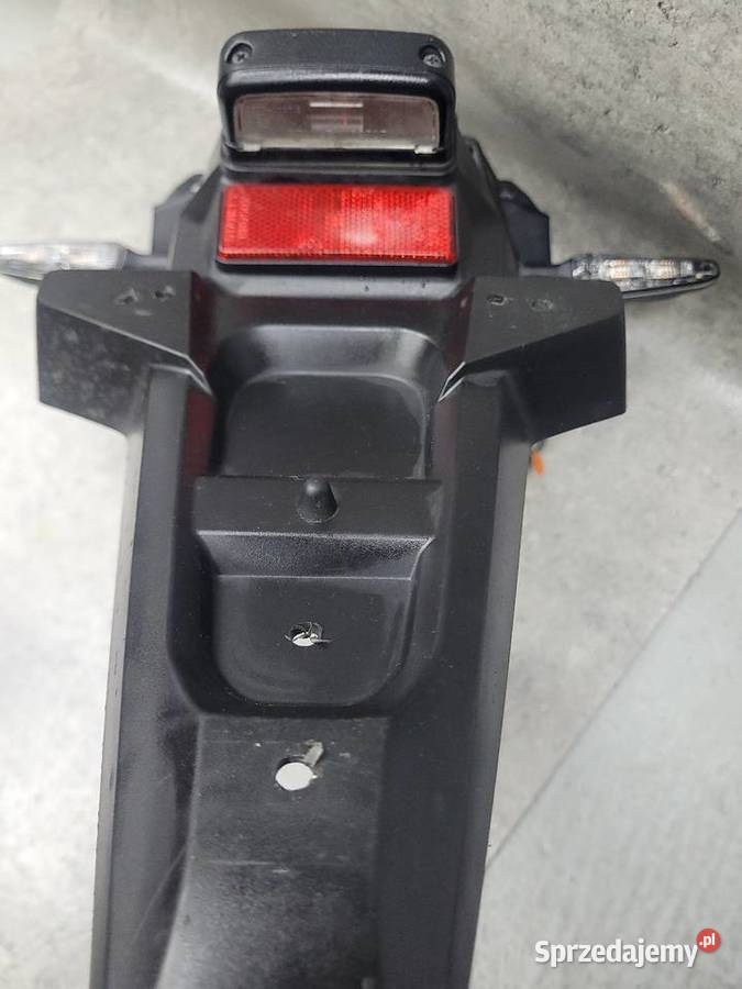 HONDA CRF 1000 AFRICA TWIN 17 LAMPA TYŁ Nowy Tomyśl