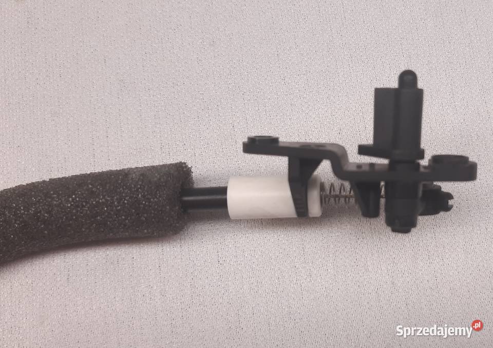 SIŁOWNIK ROLETY BAGAŻNIKA LEWY BMW E90 E91 Mielęcin