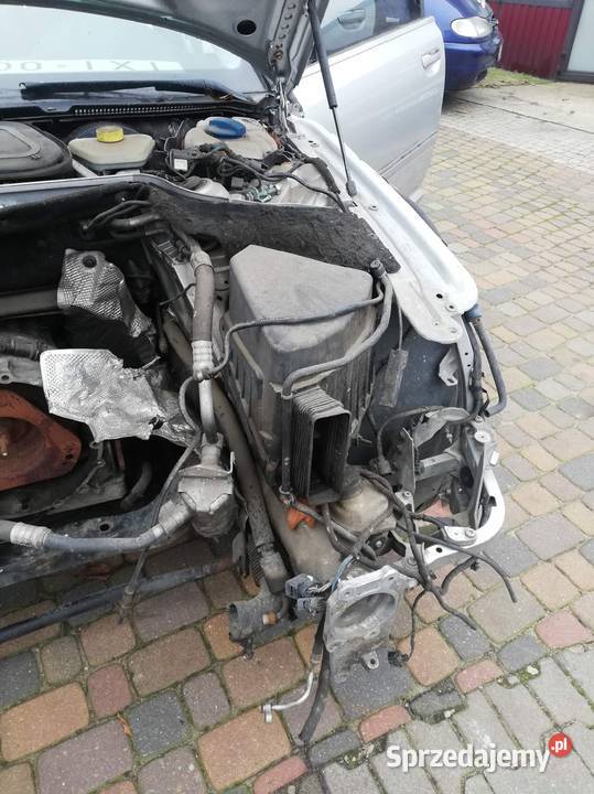Obudowa filtra powietrza audi A8 D3 śląskie Częstochowa sprzedam