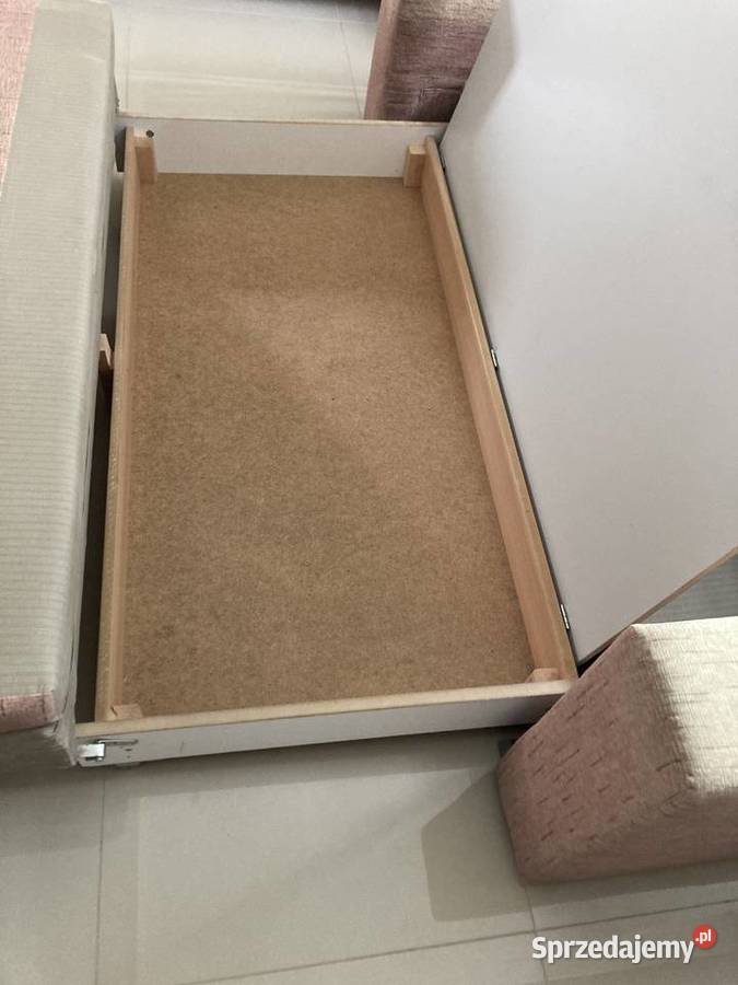 Sprzedam sofę z funkcją spania Rewal