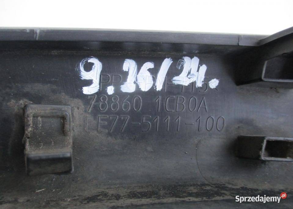 ŁUCZEK NAKŁADKA BŁOTNIKA PT INFINITI FX QX70