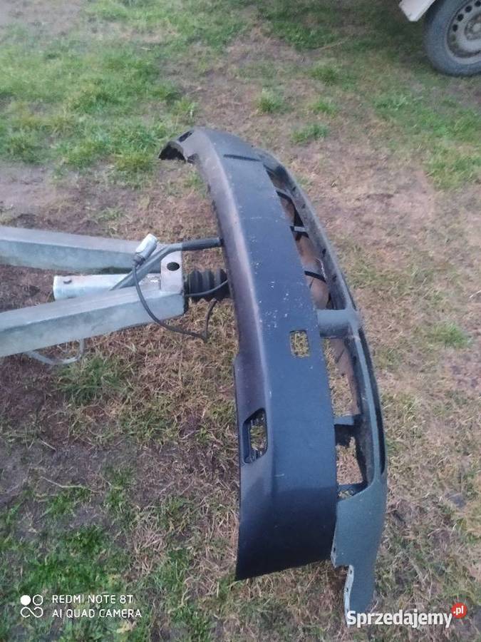 Zderzak przedni audi a4 8e0 Małysz wielkopolskie Ostrów Wielkopolski