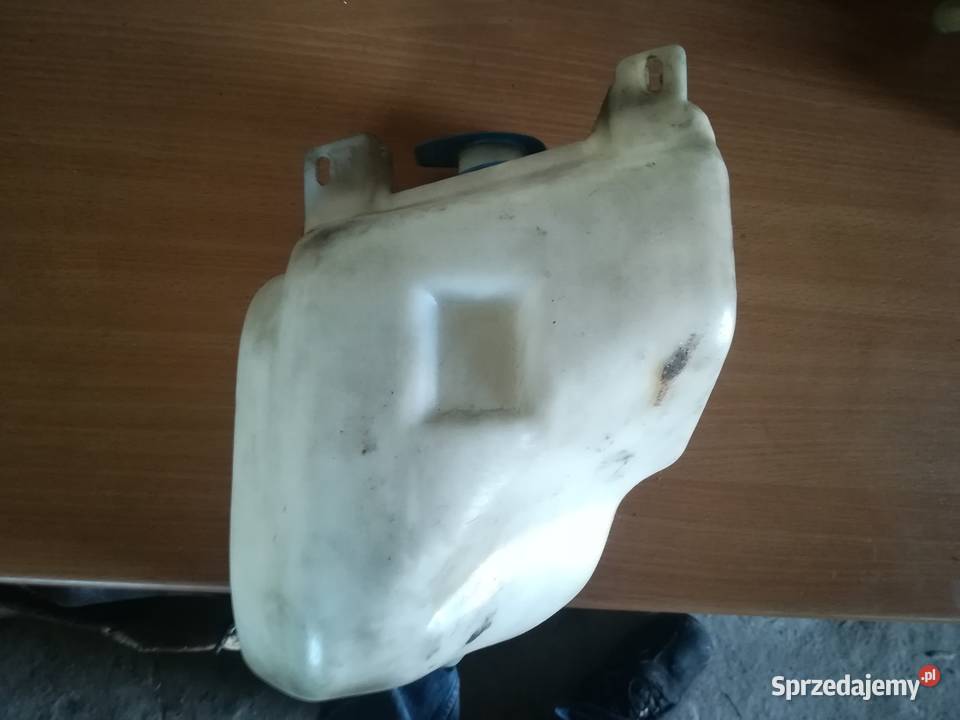 Zbiornik spryskiwaczy z pompką Vw Golf 3 III lubelskie Gorajec-Zagroble sprzedam