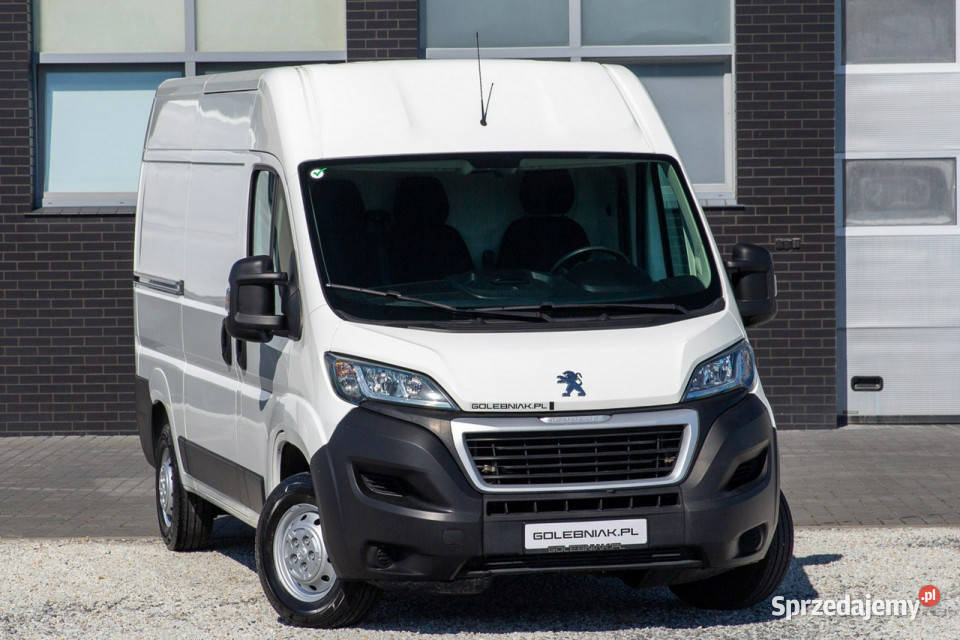 Peugeot Boxer L2H2 ŚREDNI 22 BlueHDI bogate serwisowany w ASO Jarocin