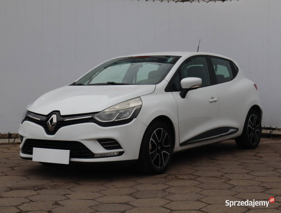 Renault Clio 12 16V 54KM