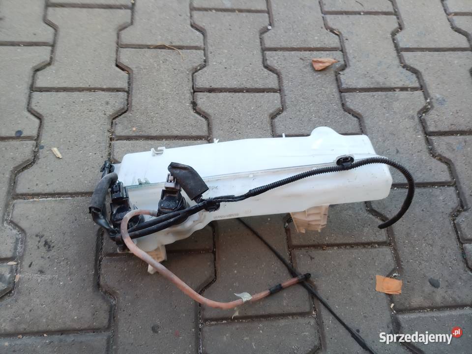 Suzuki Ignis III 17 pompka spryskiwacza