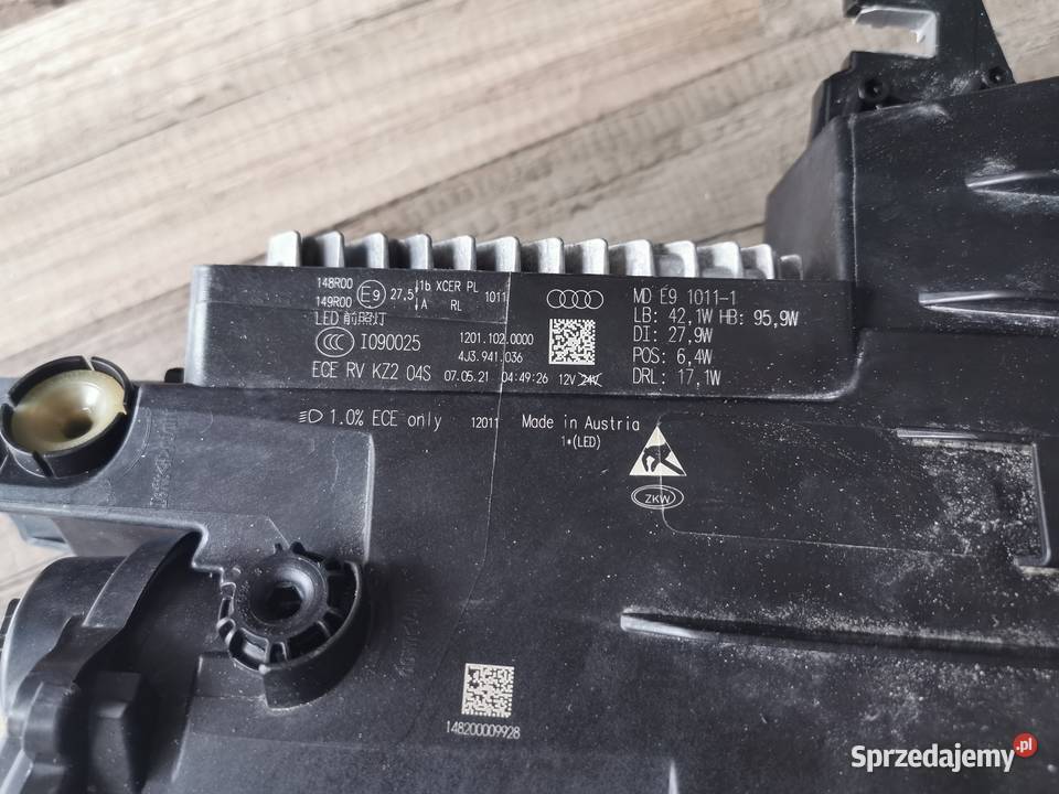 Lampa Matrix prawa Audi ETron GT 4J3941036 osobowe
