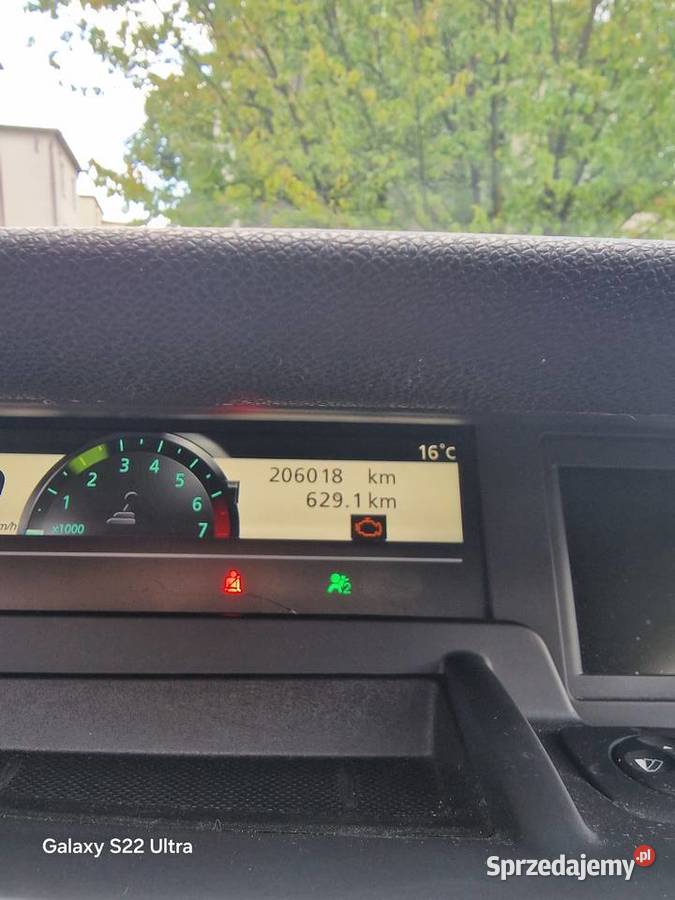 Renault Grand Scenic III 14TCE Bose Edition garażowany