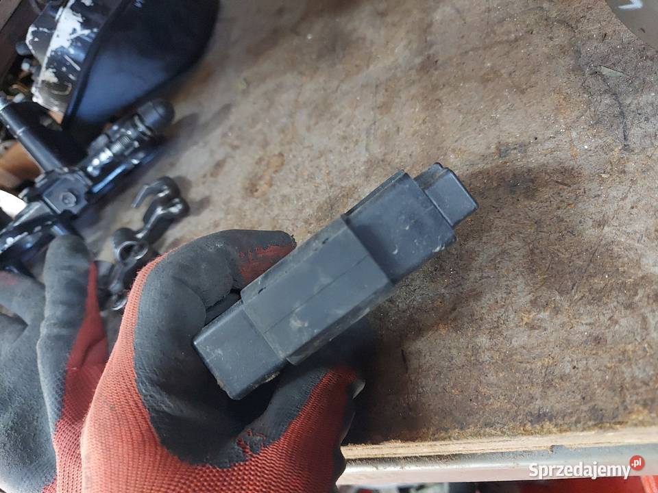 Suzuki GSX 600 katana moduł zapłonowy komputer