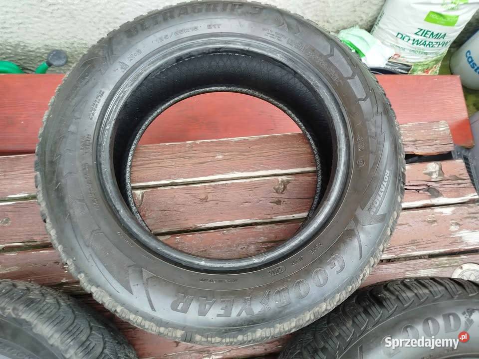 Komplet opon zimowych Goodyear Ultragrip 15 Wieliczka sprzedam