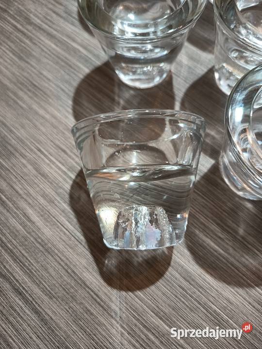 Sprzedam wazony i podstawki pod świeczki Mosina