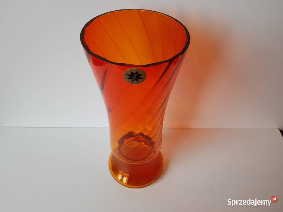 Kanelowany wazon z naklejką Watra kolorowe szkło Dąbrowa Górnicza