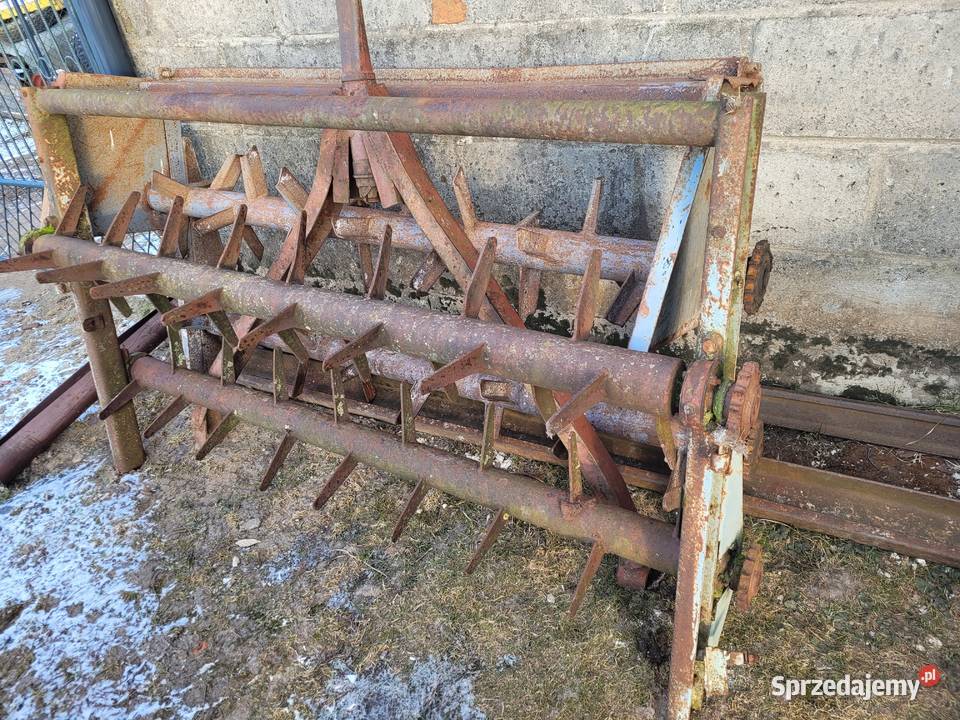 Aparat dwuwałkowy do rozrzutnika obornika Czarna nieuszkodzony Skulsk