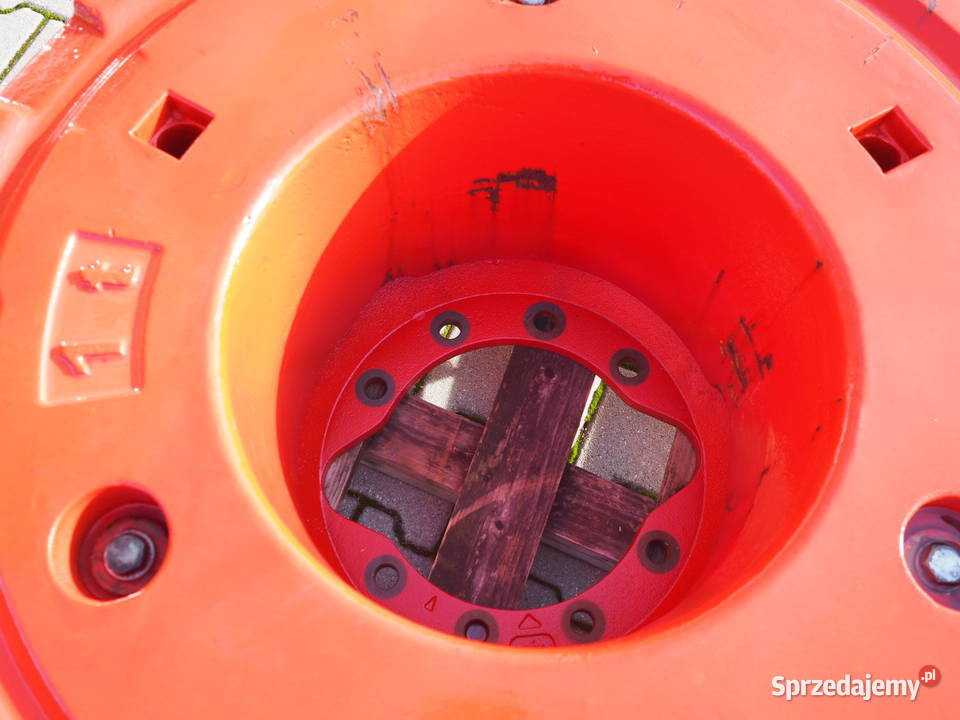 Claas Fendt obciążniki kół tylnych balast Stęszew sprzedam