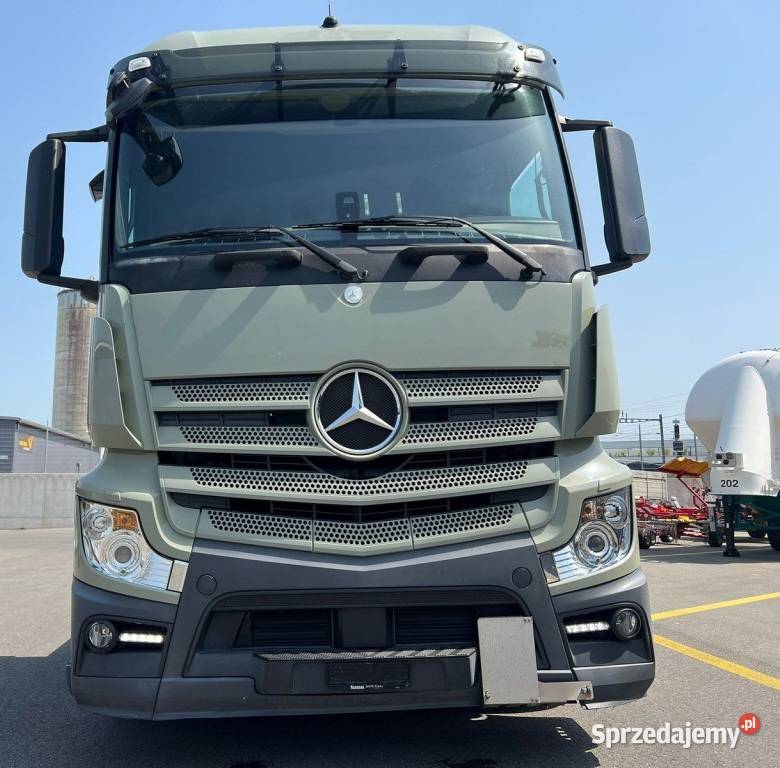 Ciagnik z Eur 6 Mercedes Warszawa