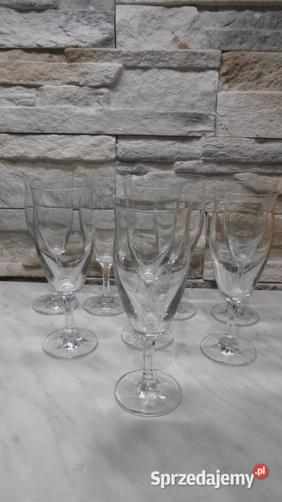 Kieliszki ładne do szampana 8 sztuk