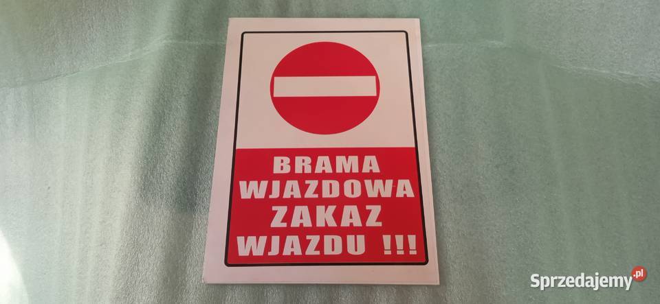 Tabliczka informacyjnaBrama wjazdowa Zielona Góra