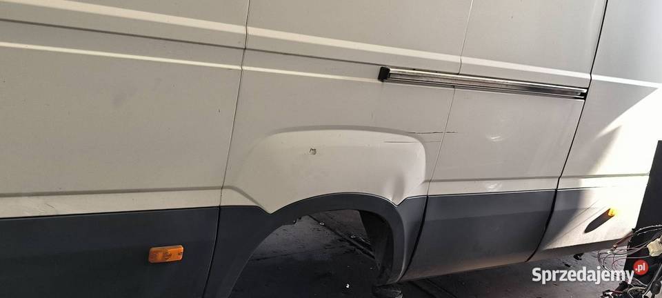 ĆWIARTKA BŁOTNIK PRAWY TYŁ IVECO DAILY 35S18 osobowe Lipno sprzedam