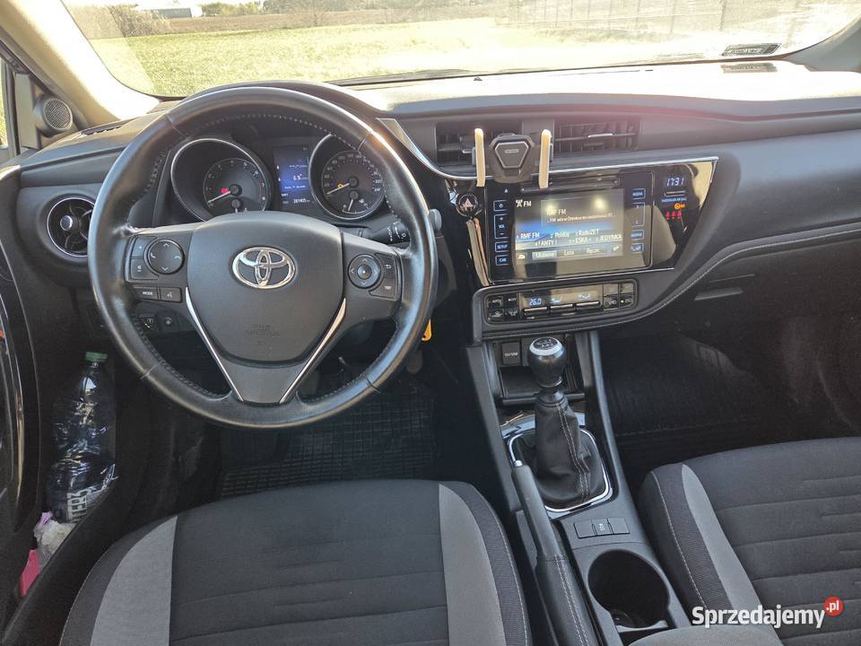 Toyota Auris kombi 16 z LPG Przasnysz