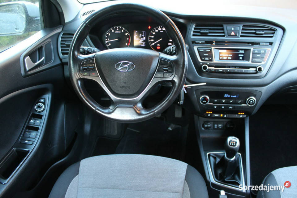 Hyundai i20 Benzyna Bogate Wyposażenie czujnik zmierzchu Lubań sprzedam