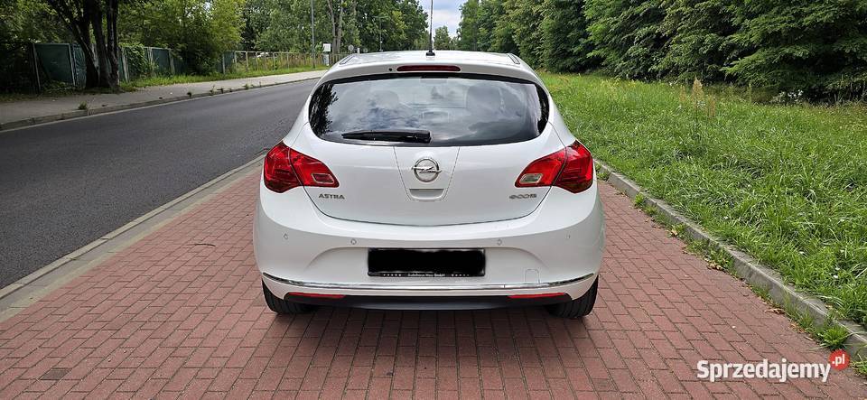 Opel Astra J 14 benzyna 120 super stan tech śląskie Czeladź sprzedam