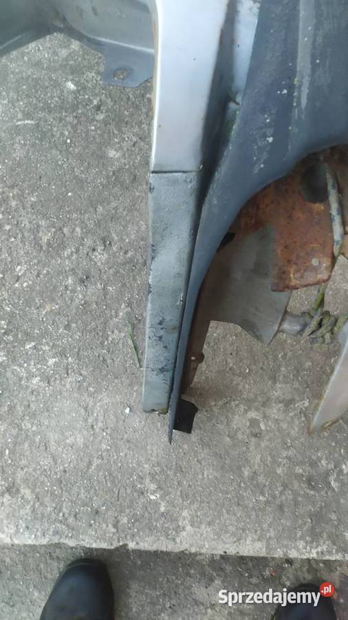 Mercedes W123 Błotnik Lewy przód części blacharskie Łagiewniki