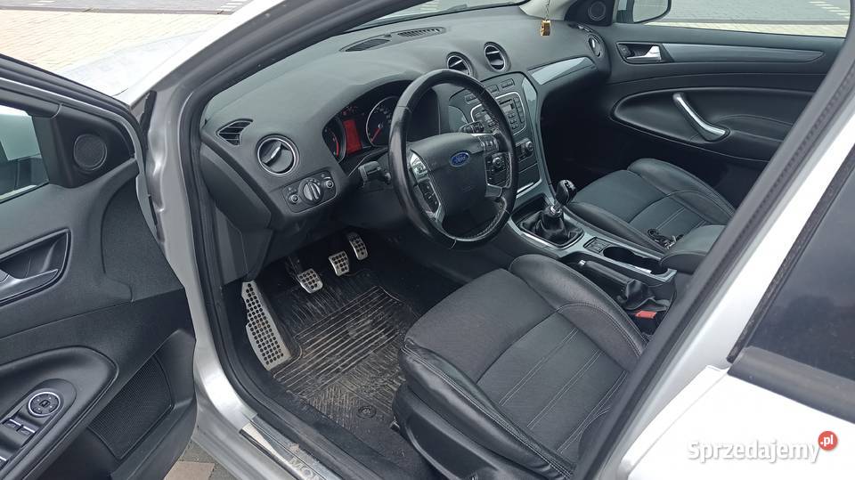 FORD MONDEO MK IV 16 TDCI 115 140 światła przeciwmgielne Ostrowiec Świętokrzyski sprzedam